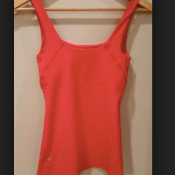 lululemon Amala tank top- great condition - Picture 1 of 2